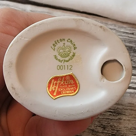 VINTAGE Lefton China Porcelain Koala with bluebird - Picture 3 of 9